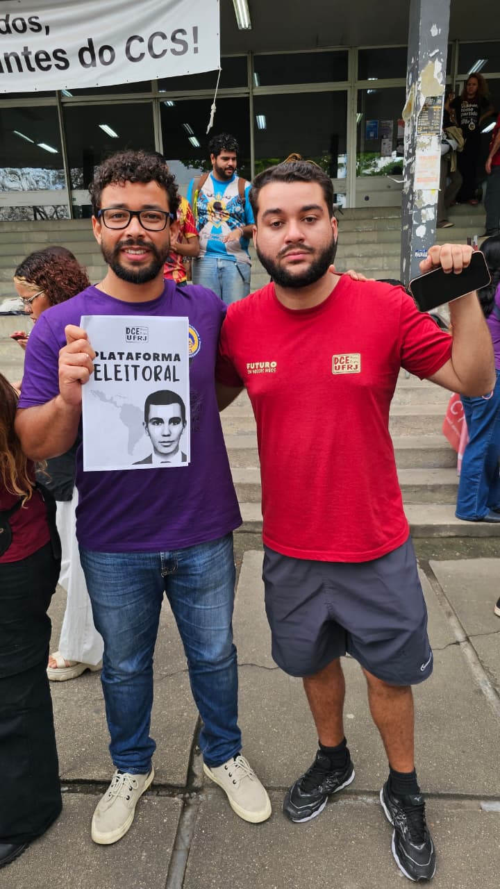 Wilians Douglas em debate do DCE UFRJ
